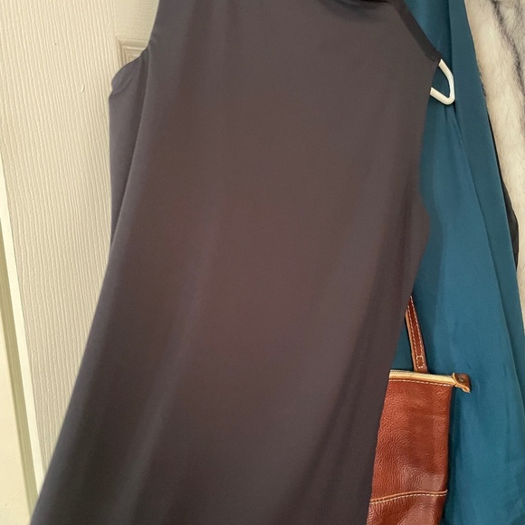 Black mock neck slinky top - Picture 6 of 6